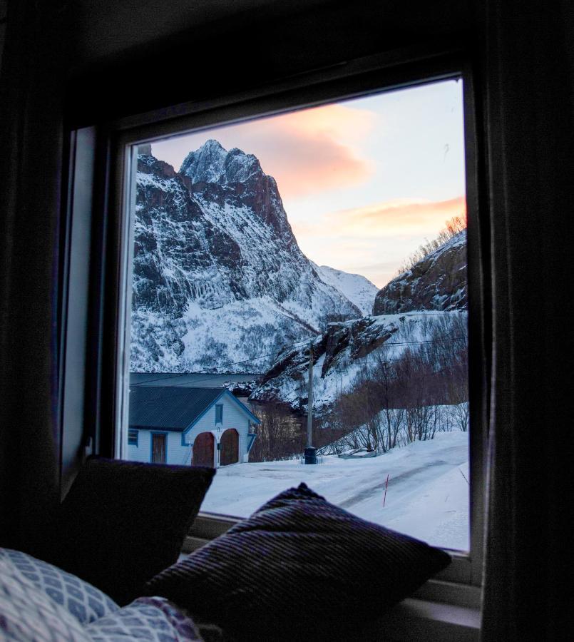 Segla Guesthouse - With View Of Fjord Fjordgard Buitenkant foto