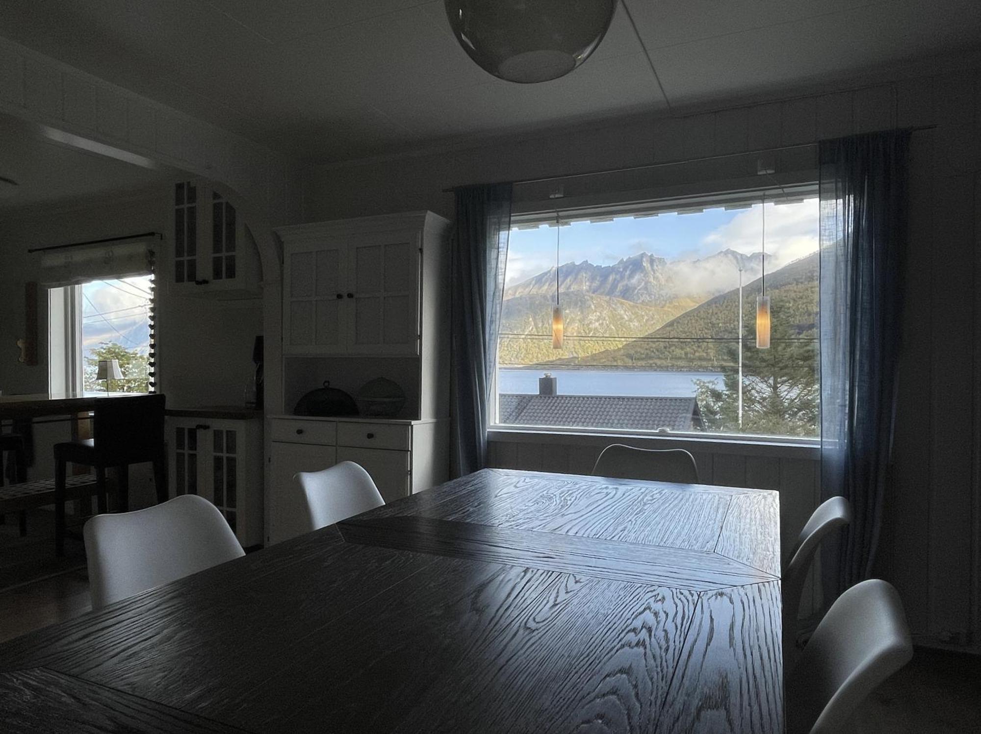 Segla Guesthouse - With View Of Fjord Fjordgard Buitenkant foto